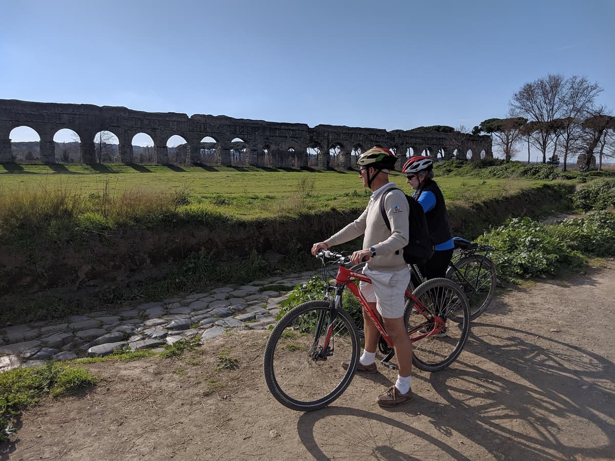 Rome: Appian Way and Roman Countryside Electric Bike Tour