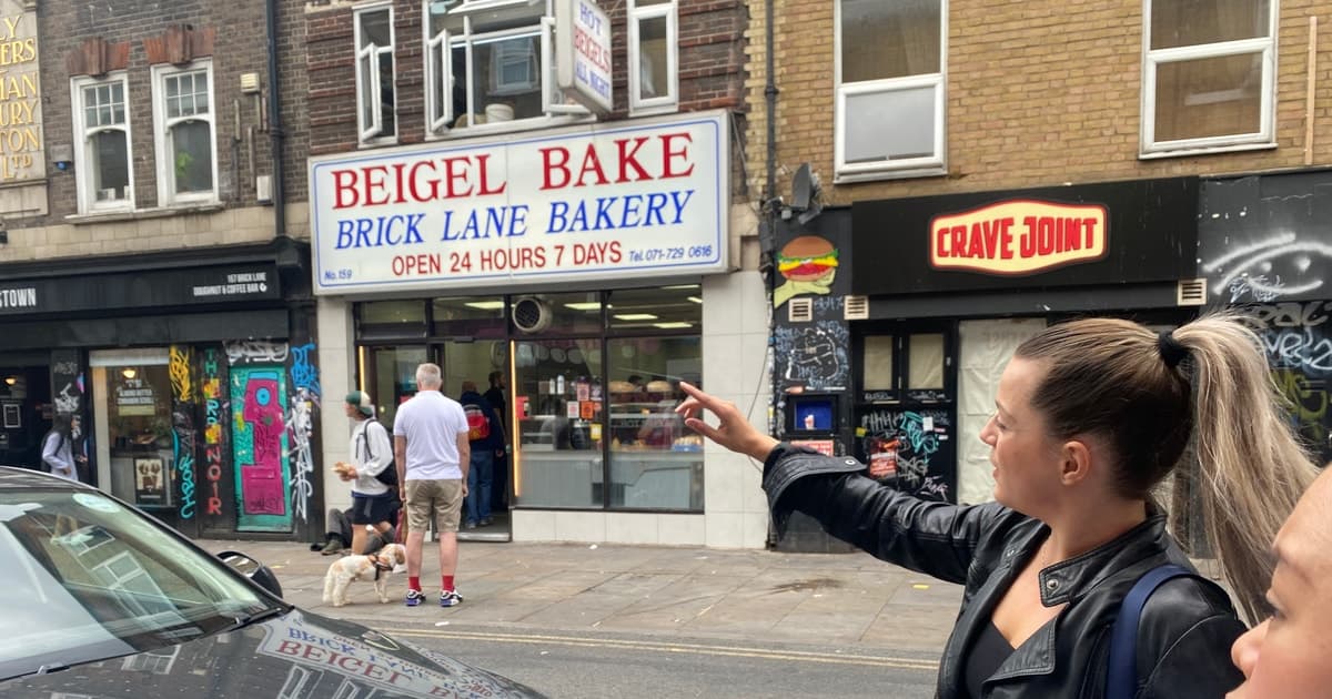 London: East End Walking Food Tour with Tastings