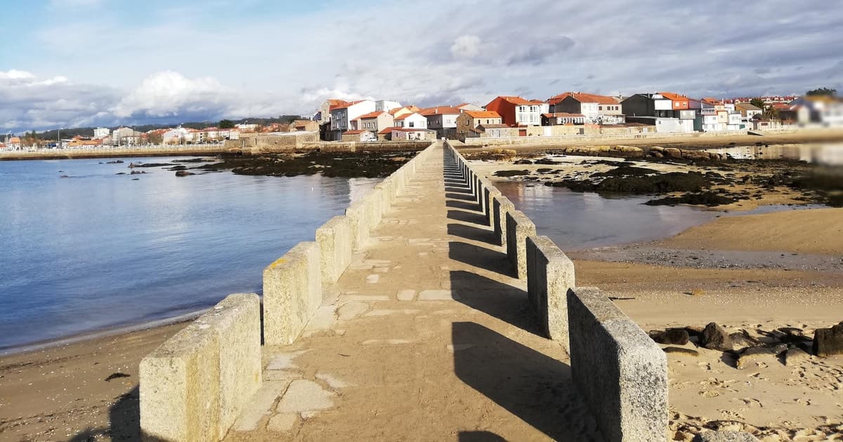 Desde Santiago: Rías Bajas, Cambados e islas atlánticas