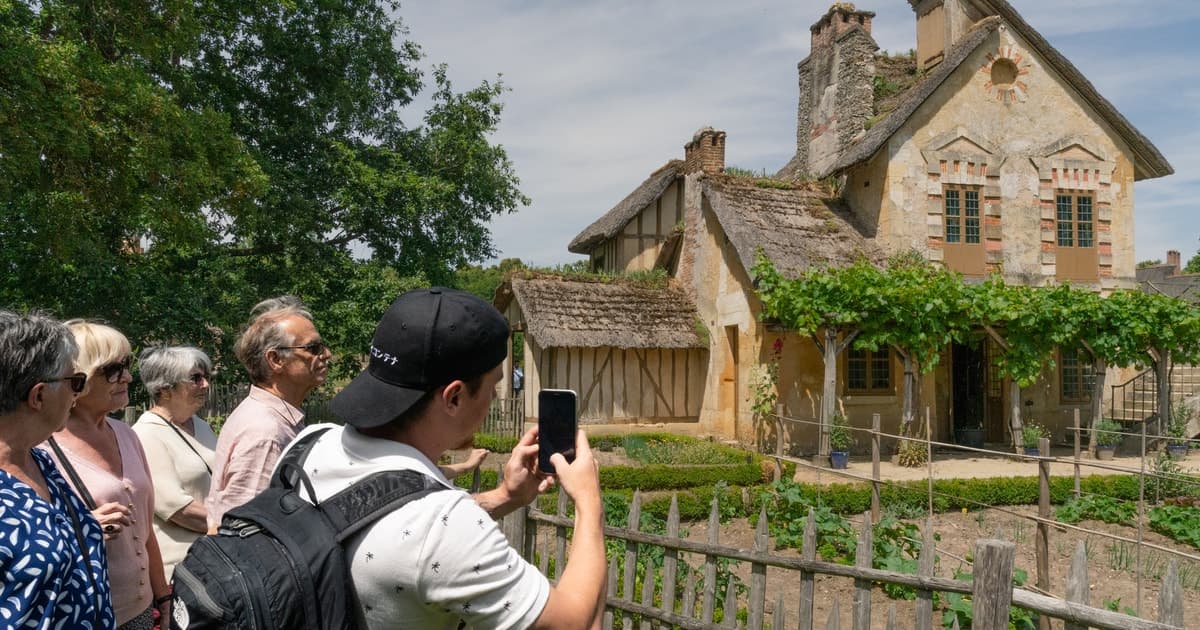 Versailles: Marie Antoinette Petit Trianon & Estate Tour