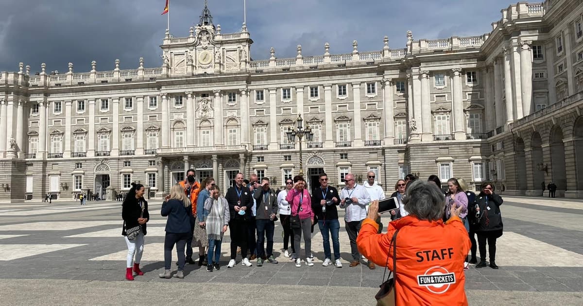 Madrid: Royal Palace Entry Ticket and Small Group Tour