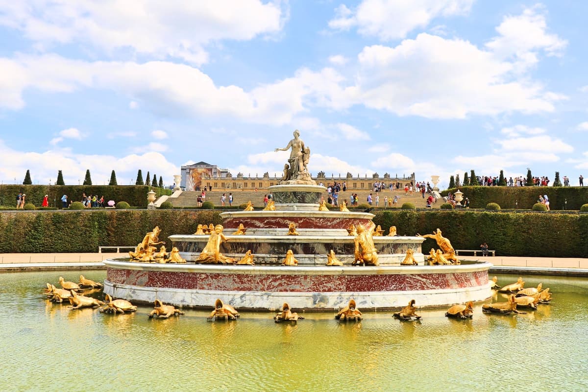From Paris: Versailles Guided Tour with Skip-the-Line Ticket