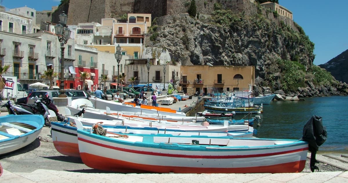 From Taormina: Lipari and Vulcano Mini Cruise Aeolian Tour