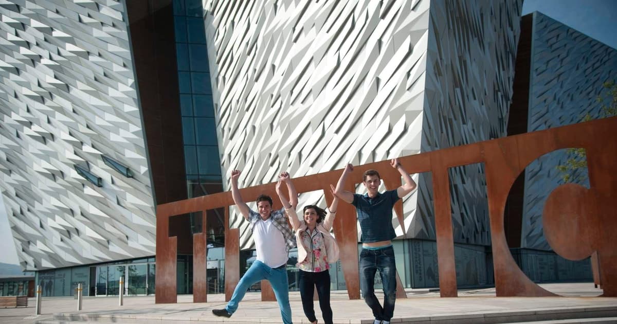 Dublin: Giant's Causeway, Dark Hedges & Titanic Guided Tour