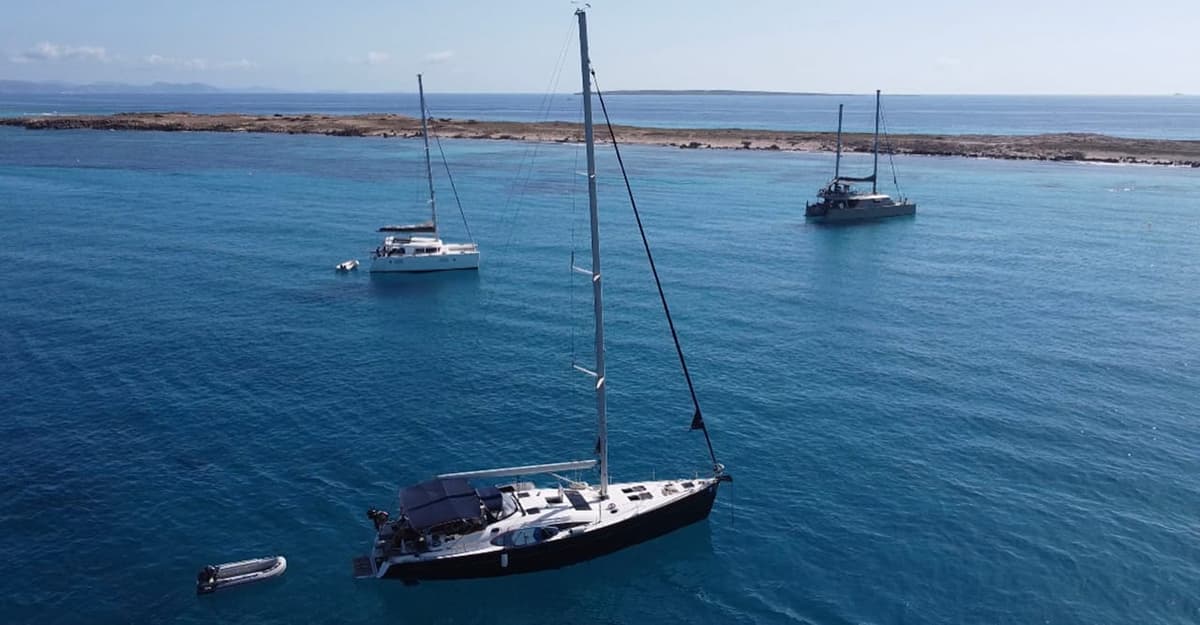 Valencia: Excursión Privada en Barco con Paddle Board y Bebidas