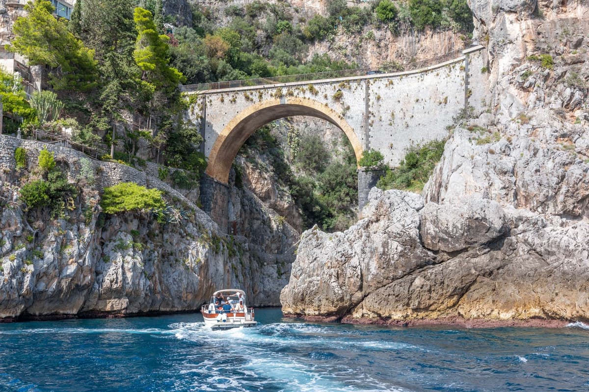 From Sorrento: Amalfi Coast Day Trip by Boat