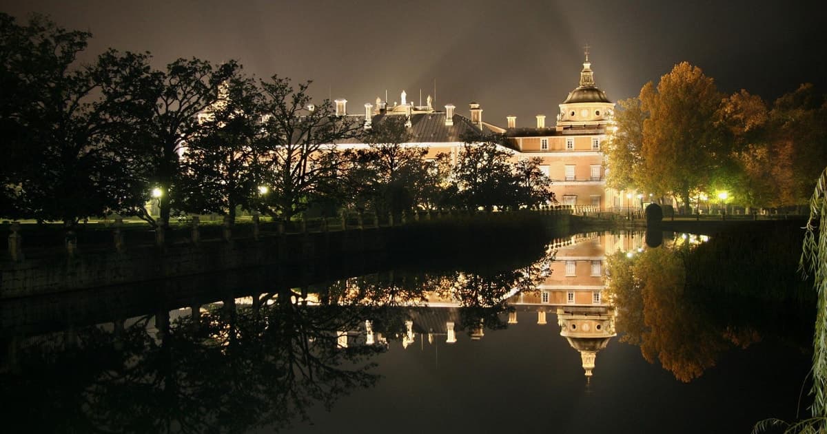 Aranjuez: Misterio y Leyendas Visita guiada nocturna a pie