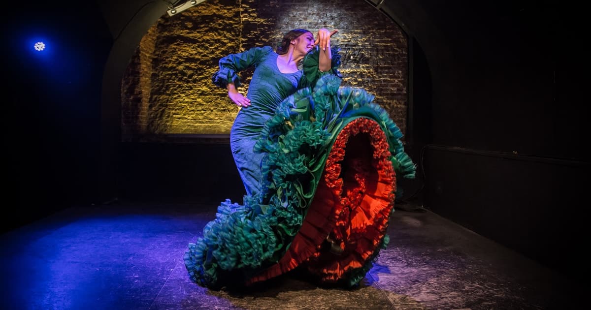 Madrid: La Cueva de Lola Entradas Espectáculo Flamenco con Bebida
