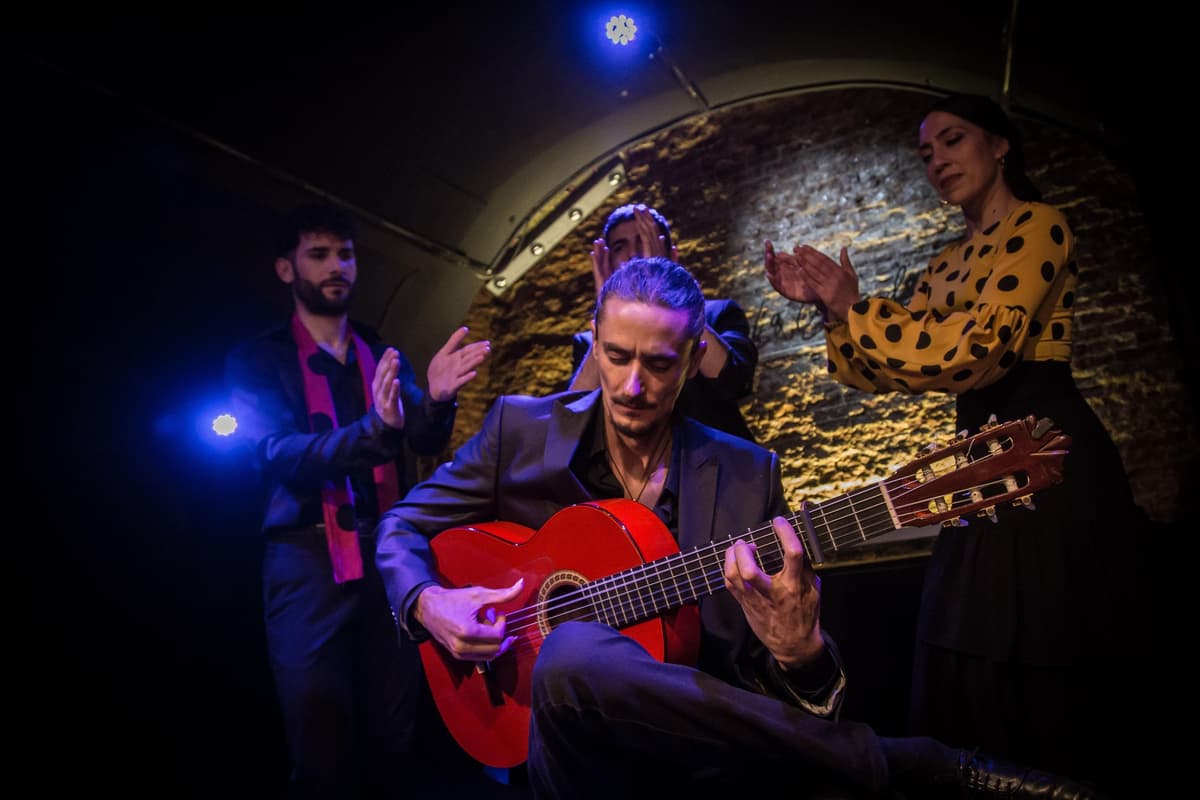 Madrid: La Cueva de Lola Entradas Espectáculo Flamenco con Bebida