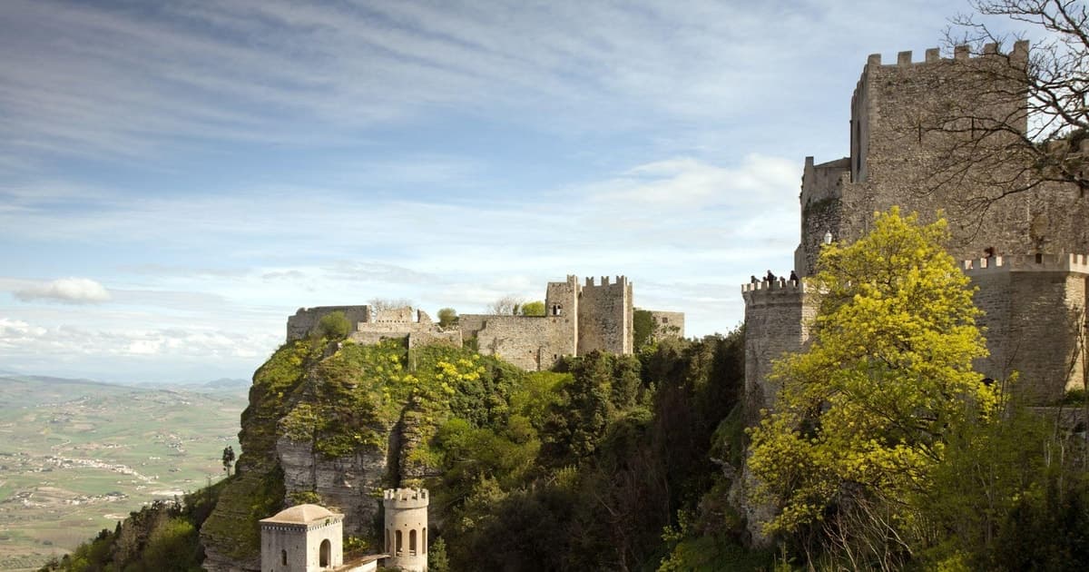 Palermo: Erice & Marsala Salt Pans Tour with Lunch & Tasting