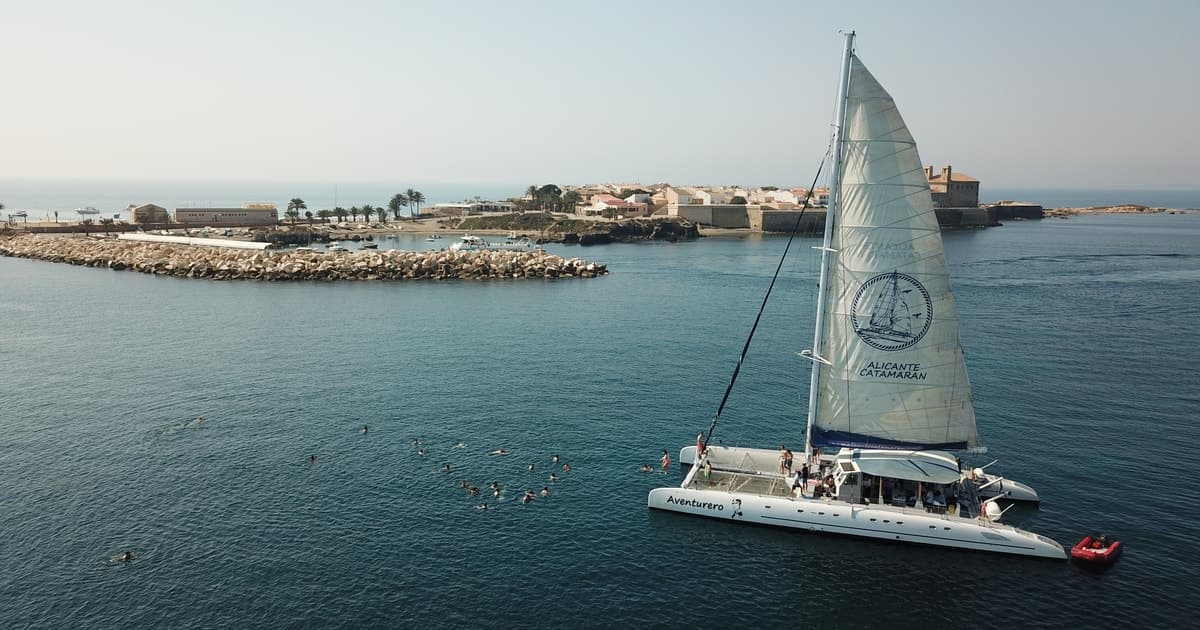 Alicante: Crucero de 6 horas en Catamarán a la Isla de Tabarca