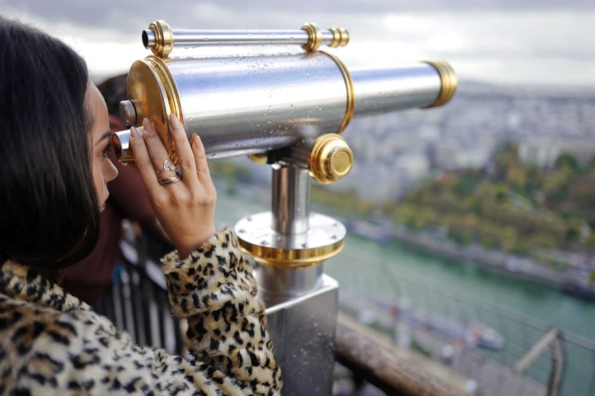 Paris: Eiffel Tower, Hop-On Hop-Off Bus, Seine River Cruise