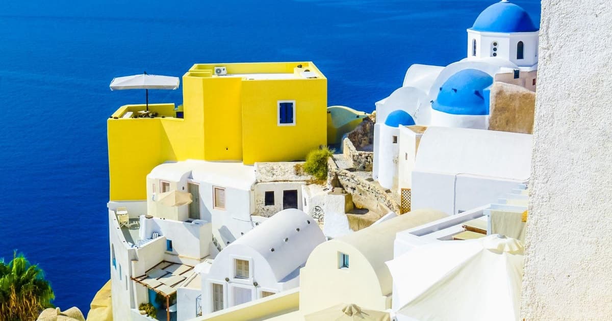 From Athens: 2-Day Trip to Santorini with Accommodation