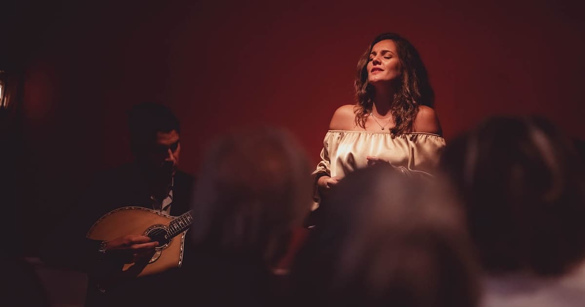 Lisbon: Intimate Live Fado Music Show with Port wine