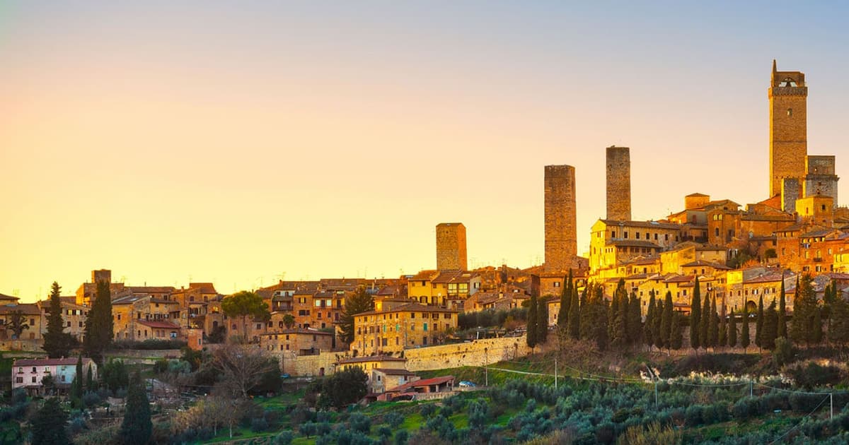 Florence: Day Trip with Free Time in San Gimignano and Siena