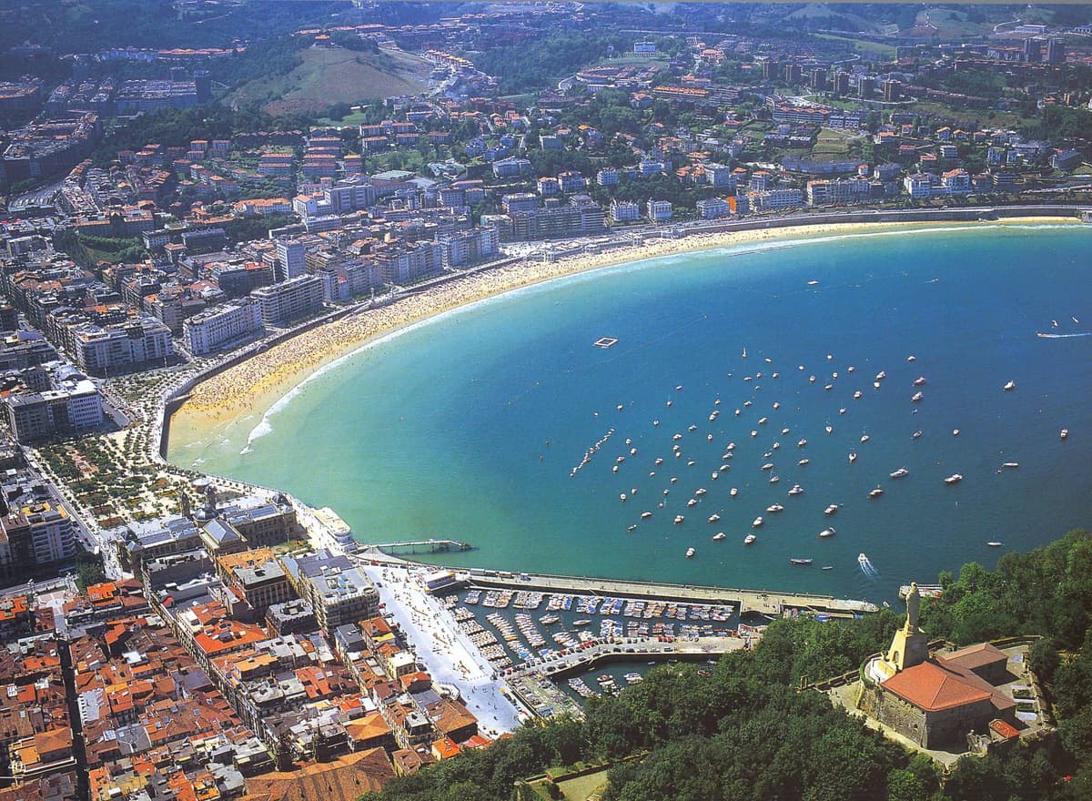 Bilbao: San Sebastián, Getaria y Ruta de los Caseríos Vascos
