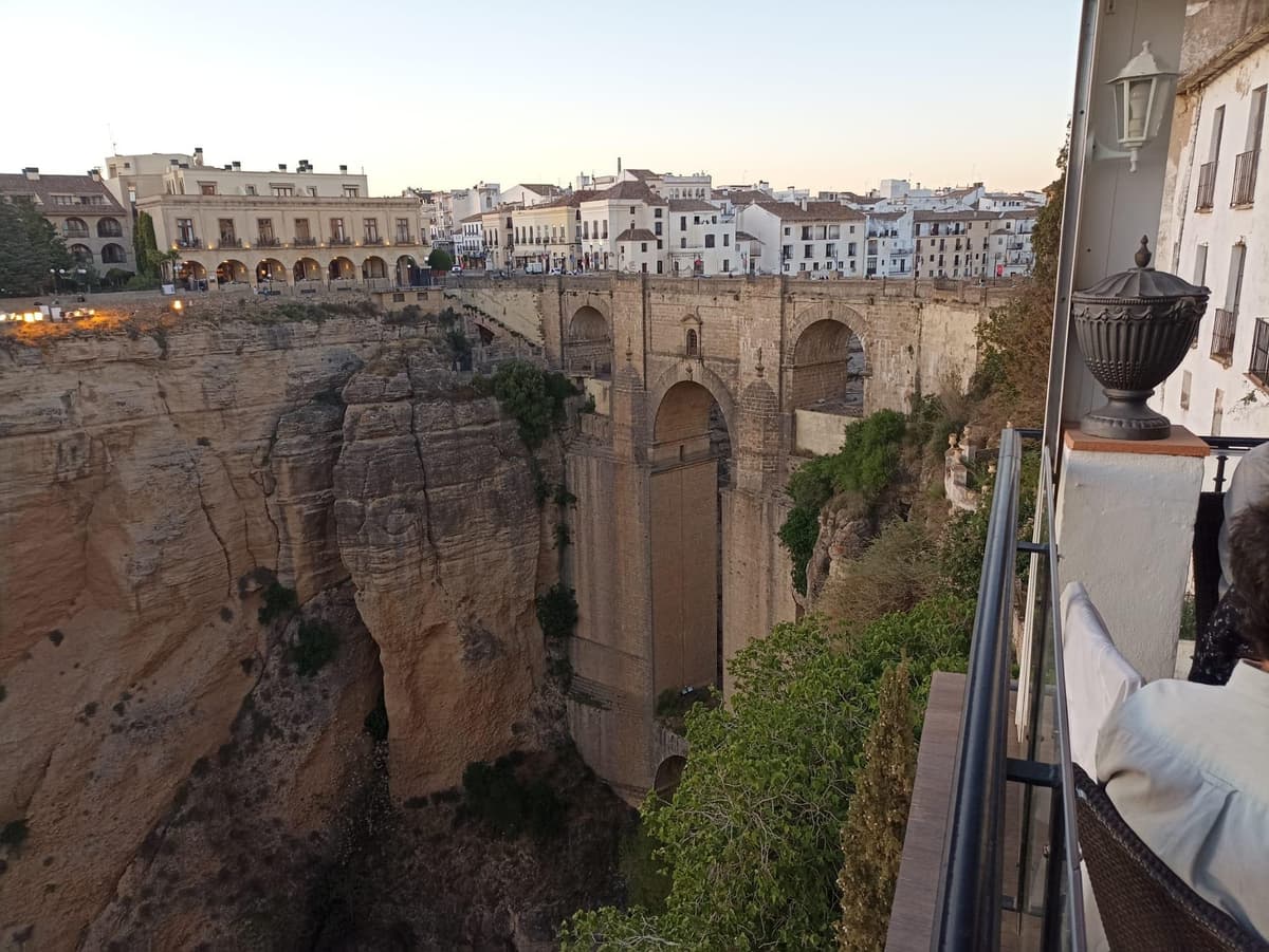 Ronda: visita guiada a pie con guía en inglés o español
