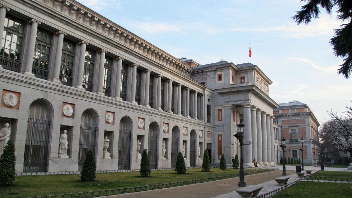 Prado Museum VIP tour with an art Expert, tickets included