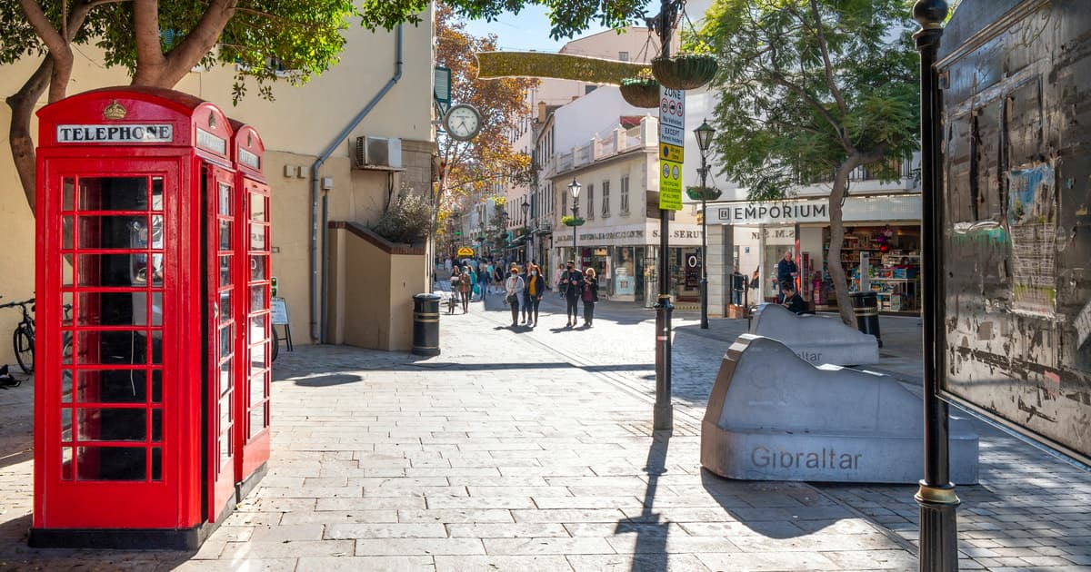 From Costa del Sol: Gibraltar Day Trip with Free Time