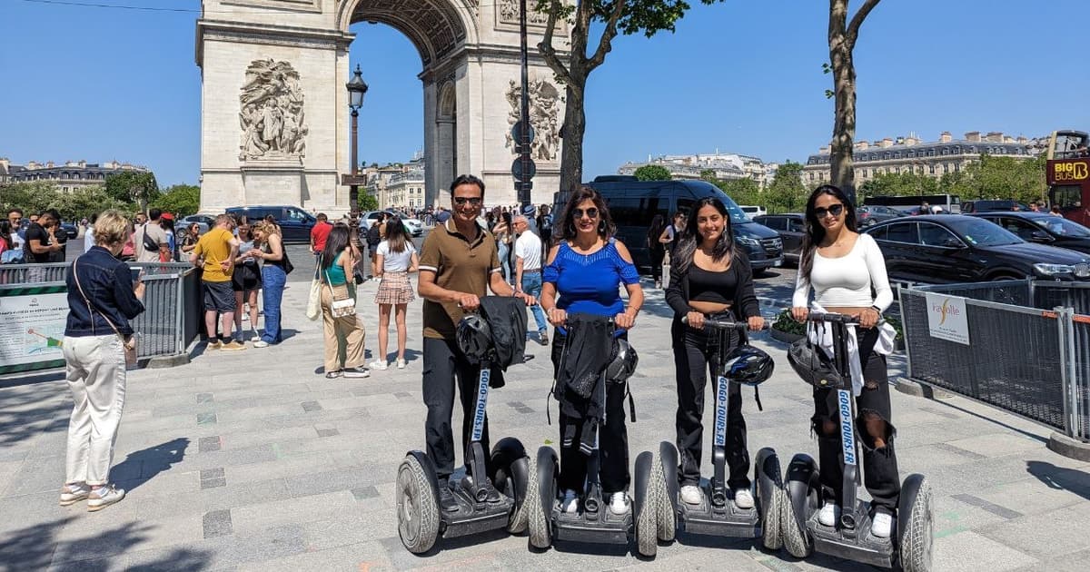 Paris: Discover Paris on a Private Segway Tour
