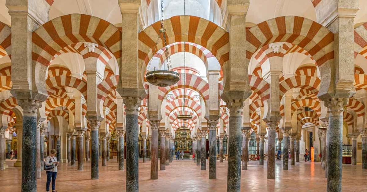 Córdoba: Mezquita y Alcázar Tour privado con tickets de entrada