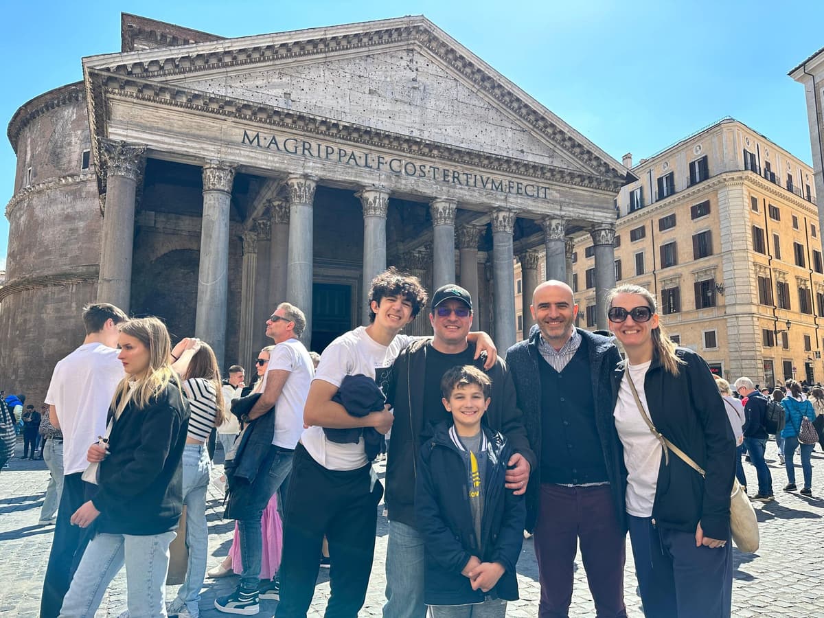 Rome: Kids Game around Pantheon Spanish Steps Trevi Fountain