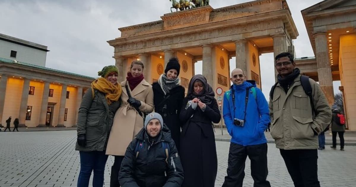 Berlín : Tour a pie privado del arte callejero (Tour privado)