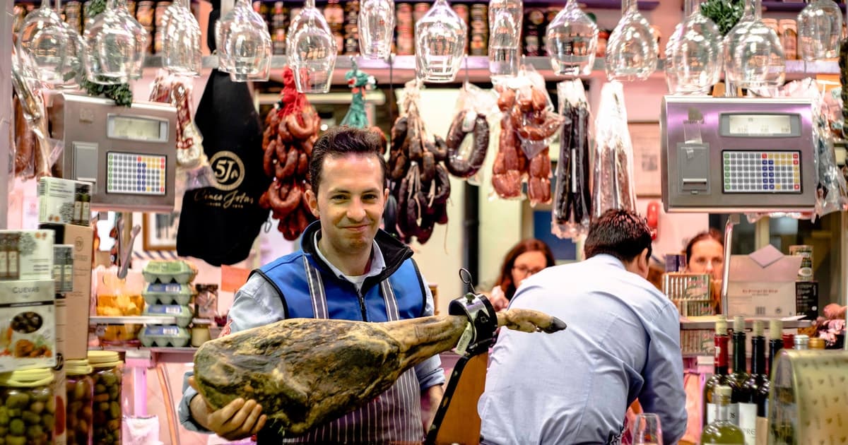 Seville: Morning Market & Tapas Tour