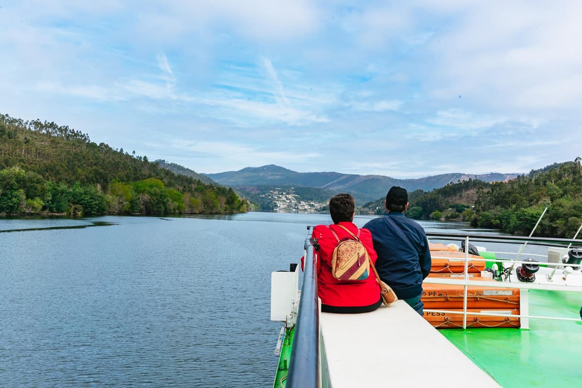 Porto - Régua - Porto Upstream Douro Cruise & Tour