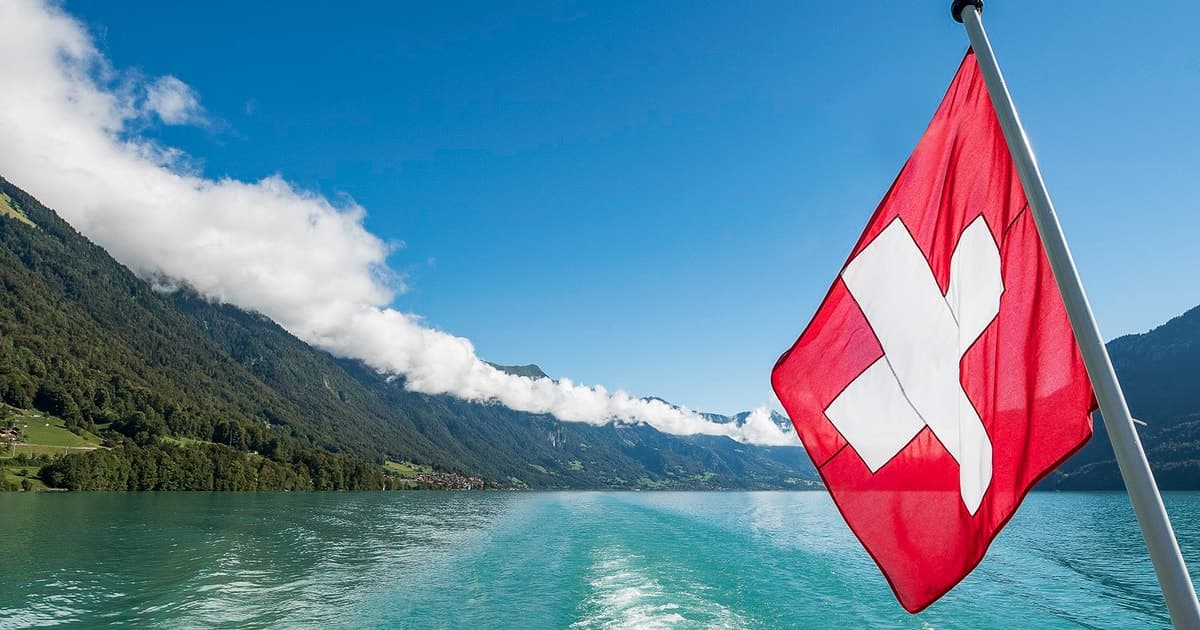 From Milan: Interlaken & Swiss Alps Day Trip