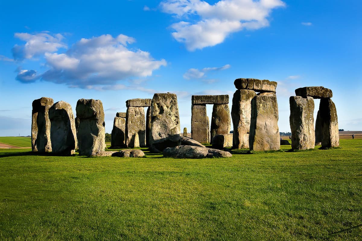 From London: Stonehenge and Bath Day Trip with Entry Ticket