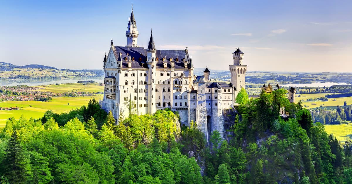 Desde Múnich: excursión de un día a los castillos de Neuschwanstein y Linderhof