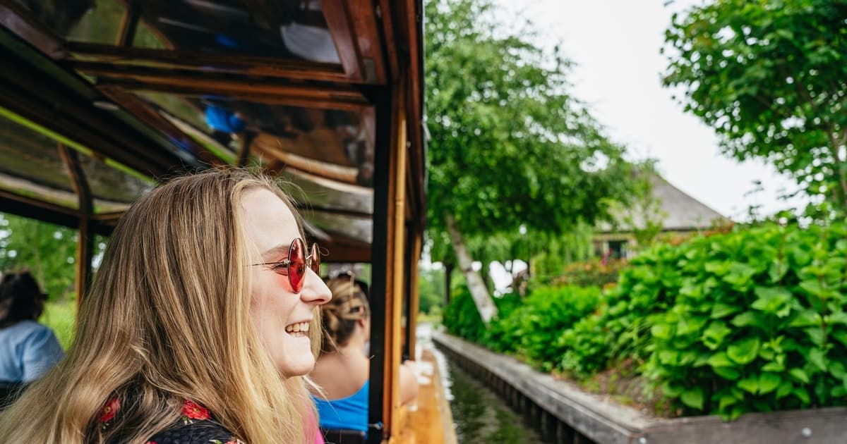 Amsterdam: Giethoorn, Volendam, and Zaanse Schans Tour