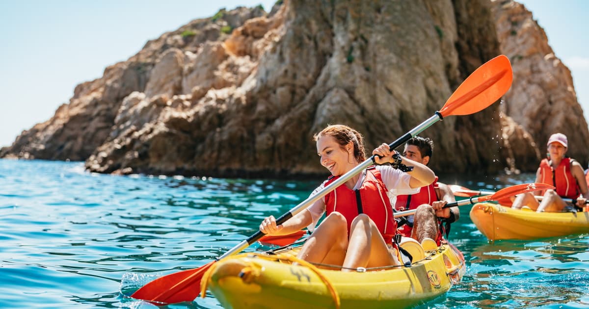 Barcelona: Tossa de Mar Kayak & Snorkel Tour w/3-Course Meal