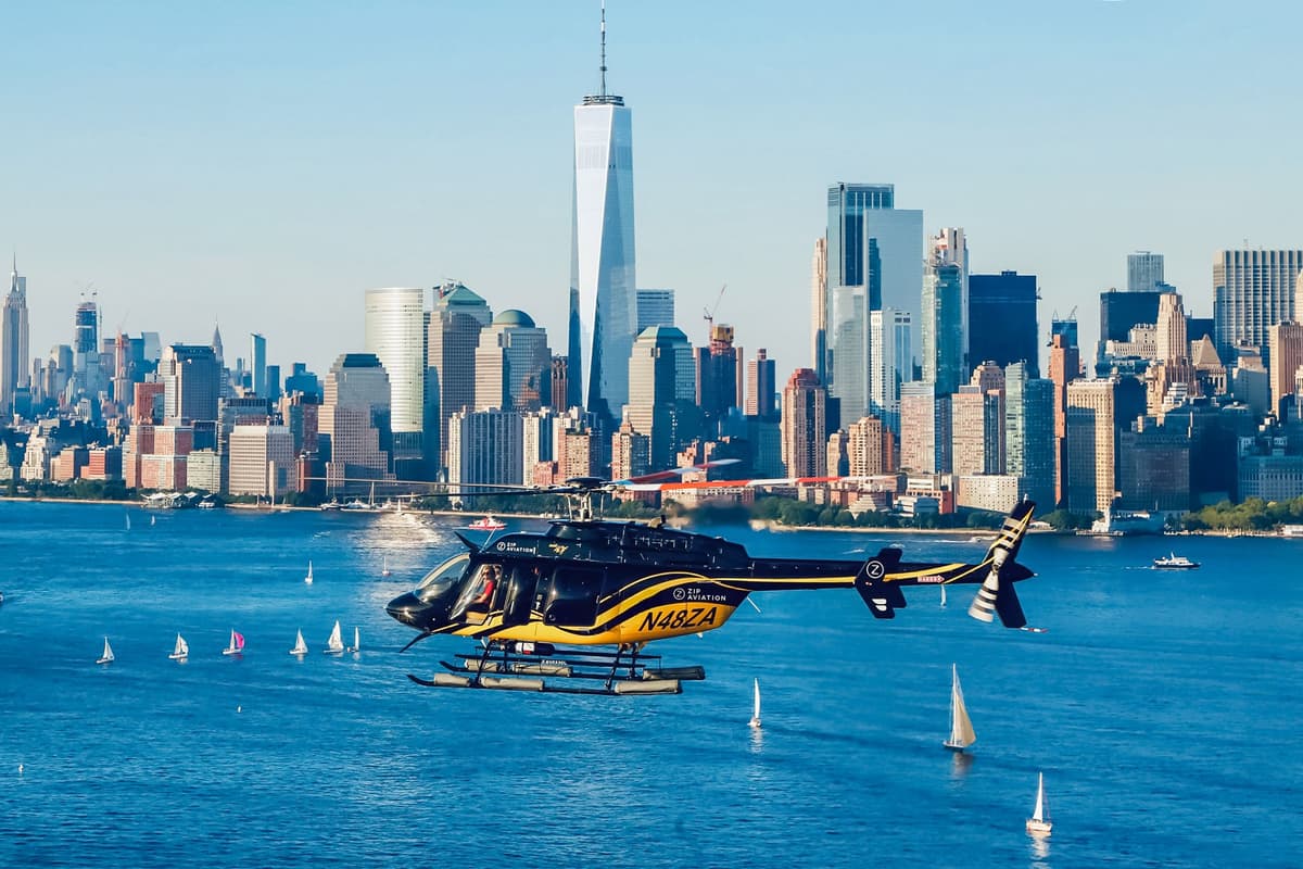 NYC Helicopter Tour: Statue of Liberty & Skyline
