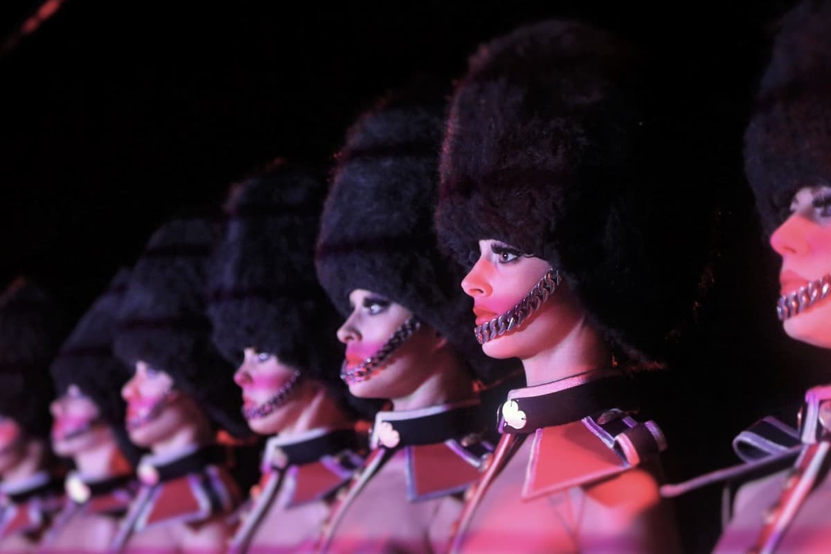 Paris: The Crazy Experience, a VIP tour of the Cabaret
