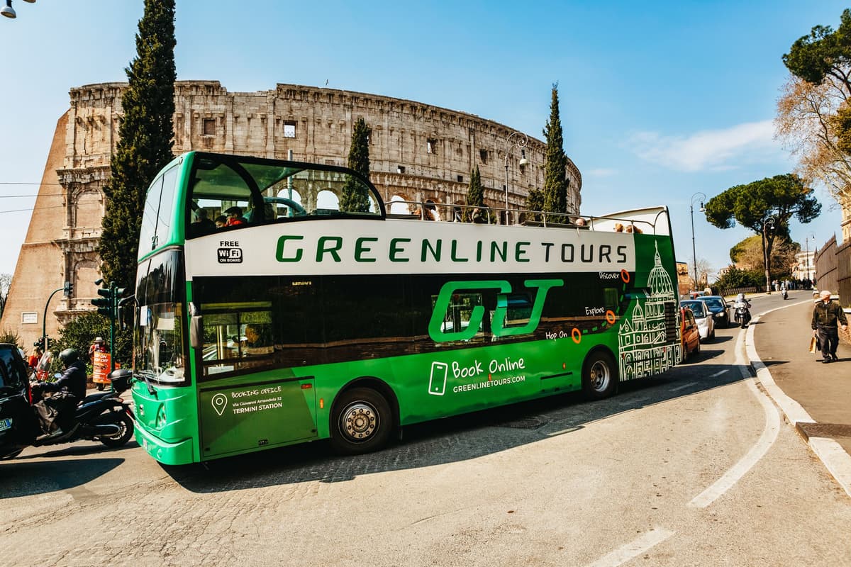 Tour en autobús con paradas libres por Roma: acceso completo a 3 rutas panorámicas