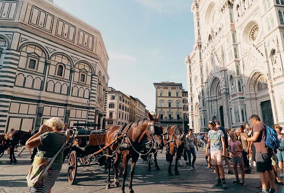 Walking Florence: Medici Chapels, Ponte Vecchio, and Duomo