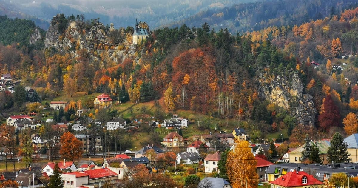From Prague: Bohemian Paradise - Full-Day Hiking Trip