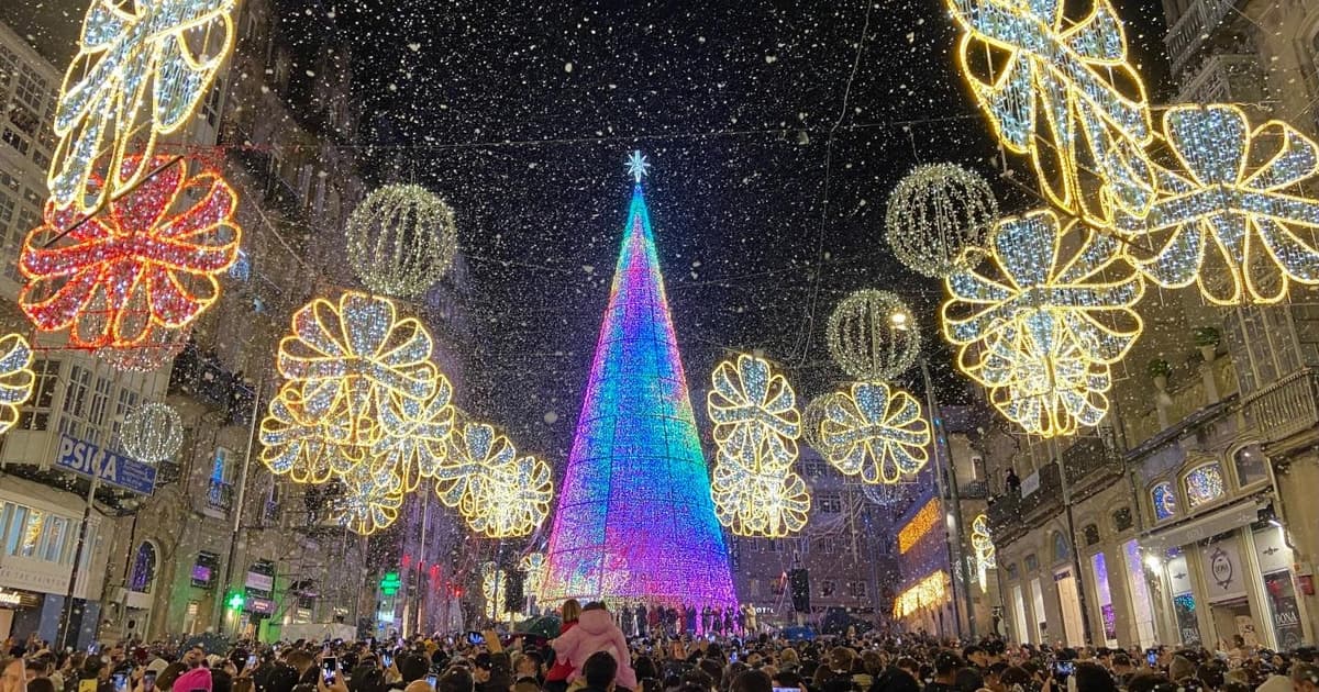 Tour de las luces navideñas de Vigo desde Santiago de Compostela
