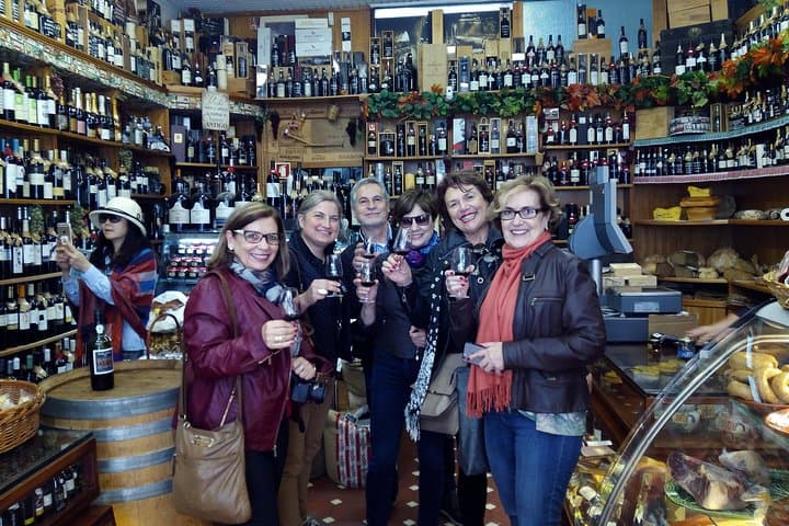 Tour privado a pie de comida y vino de Oporto con mercado y catas