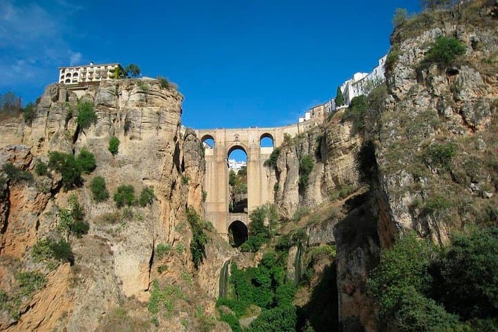 White Villages and Ronda Guided Day Tour from Seville