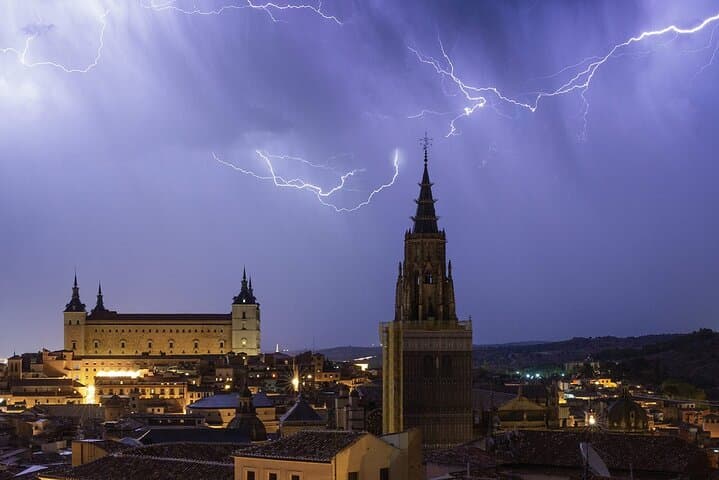 Recorrido Guiado Nocturno por Toledo Mágico
