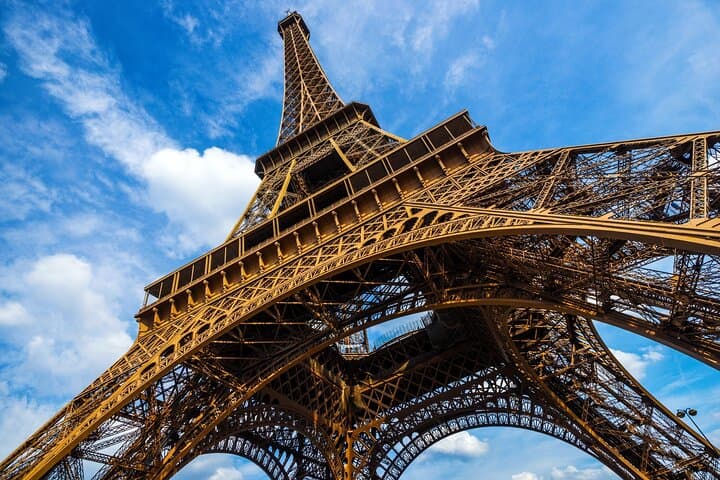 Experiencia de escalada de la Torre Eiffel y actualización opcional de la cumbre