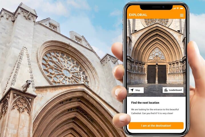 Tour a pie por la ciudad autoguiado de Tarragona y búsqueda del tesoro