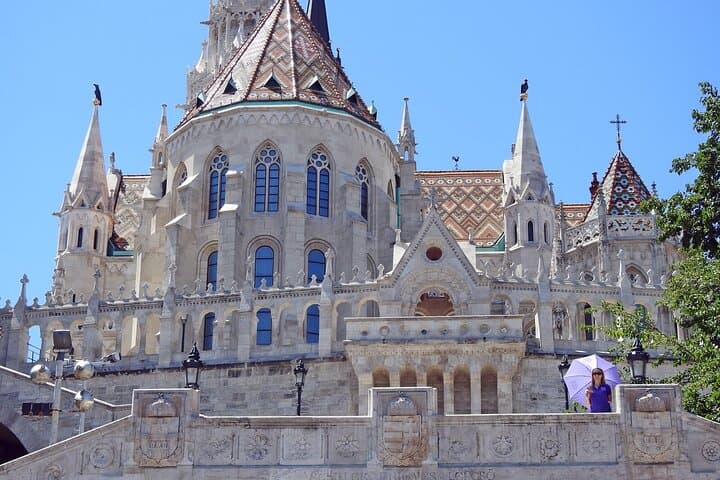 Tour a pie gratis en el Castillo de Buda incl. Bastión del Pescador
