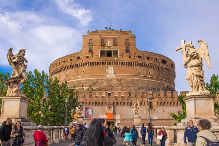 Tour privado del castillo de Sant'Angelo