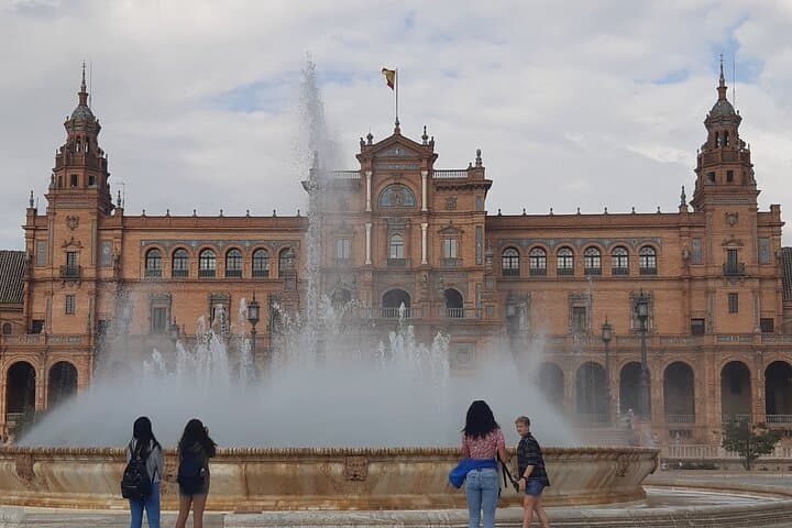 Tour Privado de 2 Horas por la Ciudad de Sevilla