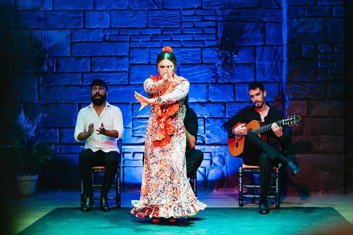 Triana. Espectáculo flamenco con bebida