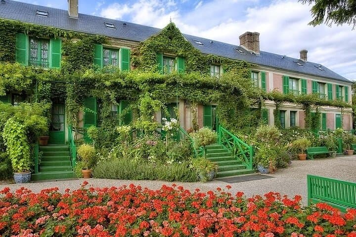 Excursión de un día a Giverny y Versalles desde París con guía profesional